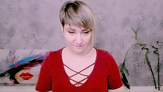 Djullia 라이브 XXX 채팅