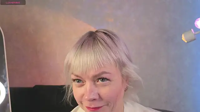 Ann_Annise live XXX chat