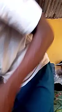 Pertunjukan Kamera Web HornyAss_Bitch