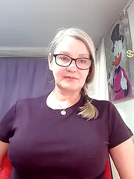 irinamaux's Live XXX Chat