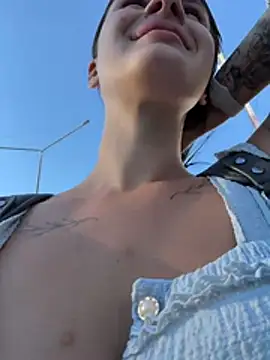 Chat XXX en directo de MiraReach