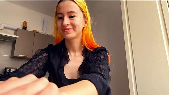 EmilyHeinn Live XXX chat