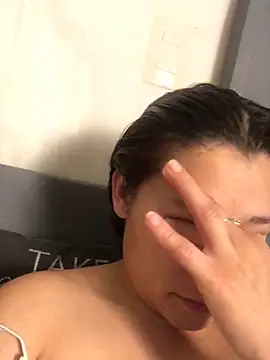 Chatroom XXX en direct de 3littles