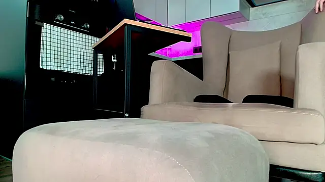 Yourfreebird's Live XXX Chat