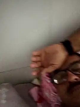 Misterymem63's Webcam Show