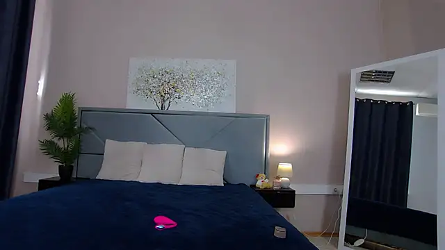 NicoleRosss' Live XXX Chat