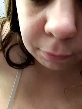 Ginabig Chat XXX live