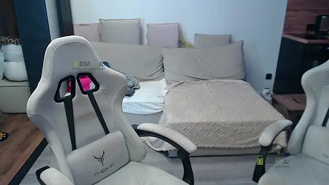 Sunny-Girl1's Live XXX Chat