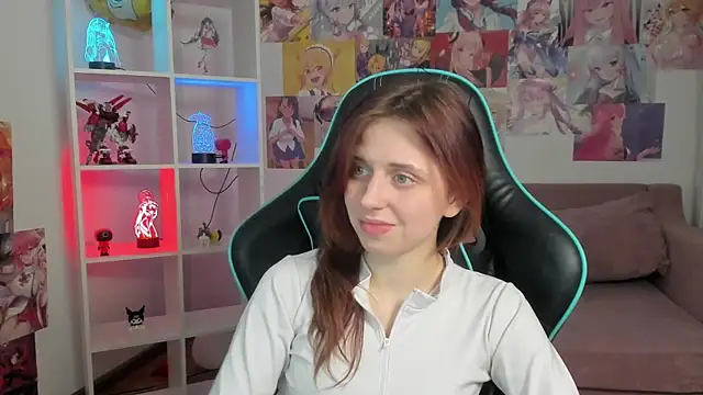 XXX chat uživo modela FreyaVey