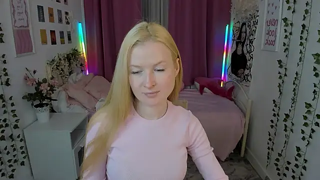 Laly_Peach live XXX chat