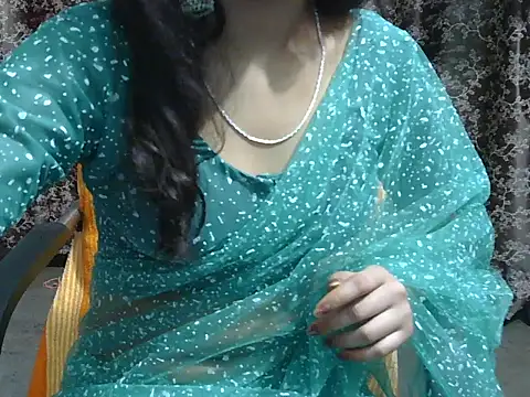 Adorable_AyeshaのライブXXXチャット