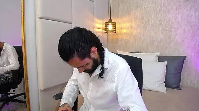 Hisoka_011 – Live XXX-chat