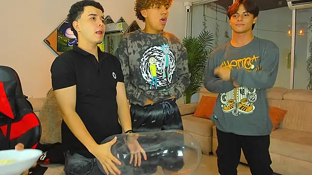 Houseofwarrios Show Webcam