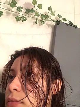 Chat +18 de 3littles ao vivo