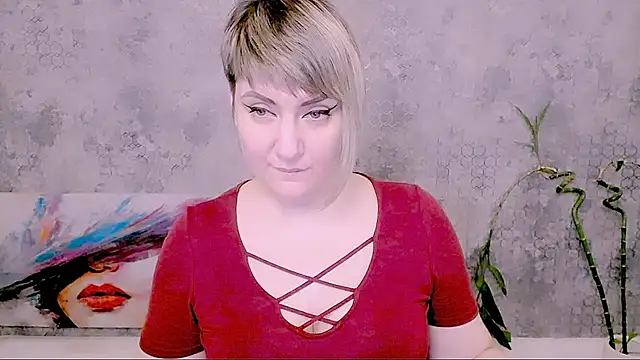 Djullia Chat XXX in diretta