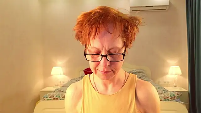 LioraWeiss 现场XXX聊天