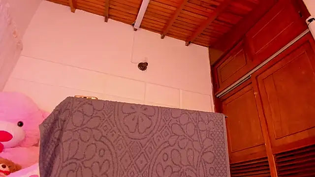 Gabby_Haze élő XXX-chatje