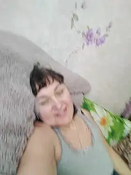 ViolaStar75 Show in webcam