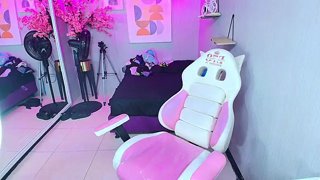 Maggy_t18: απευθείας συνομιλία ΧΧΧ