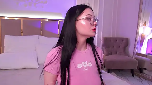 Вебкам-шоу CindyMil