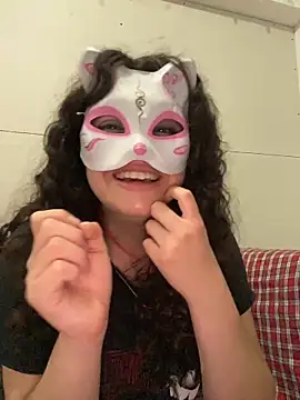 Chatroom XXX en direct de Lucy_YupiSweet