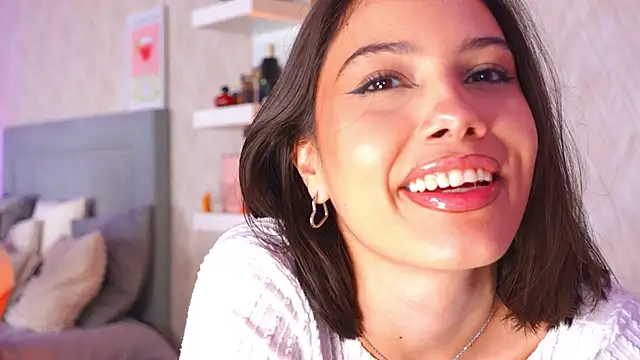 Chat XXX ao vivo de Sofy_Bradd