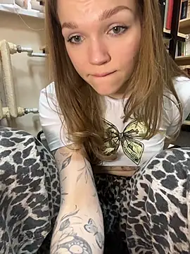 StreetSquirt – Live XXX-chat