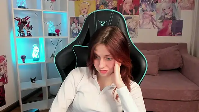 XXX chat uživo modela FreyaVey