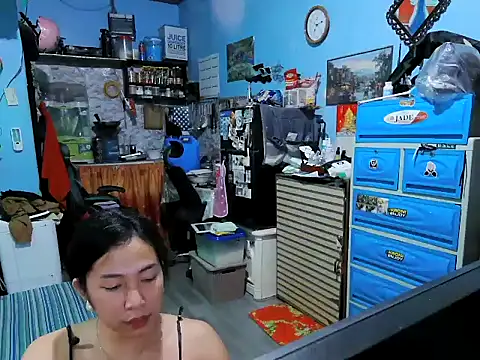 NicoleRoseTS 现场XXX聊天