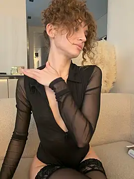 -AngelAri- Chat XXX in diretta