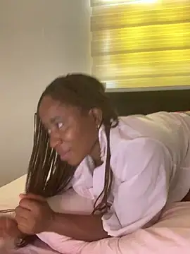 Chat +18 de MISSMAYSROOM ao vivo