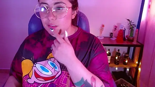 Azamy-12 Live XXX-chat