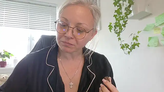 Linsy_Kim Live XXX-chat