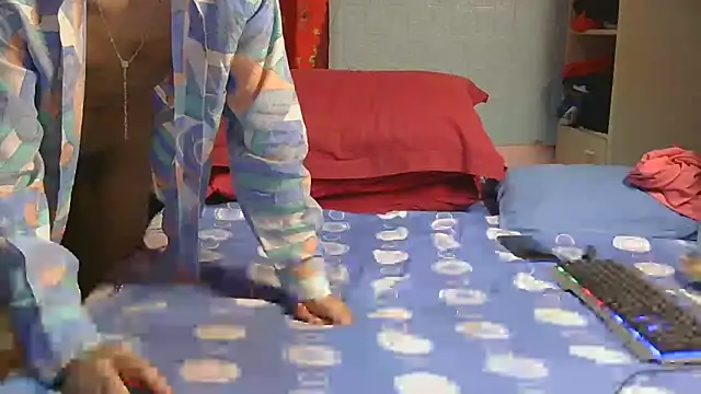 Pintiliescu 现场XXX聊天