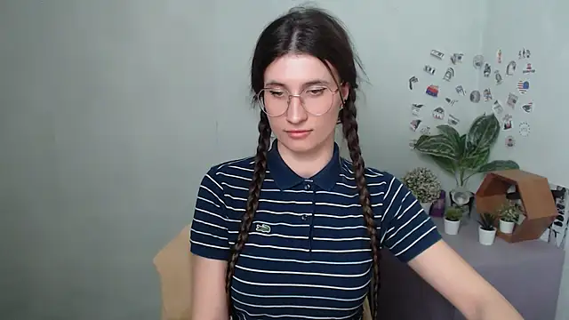 XXX chat uživo modela MaryEm976