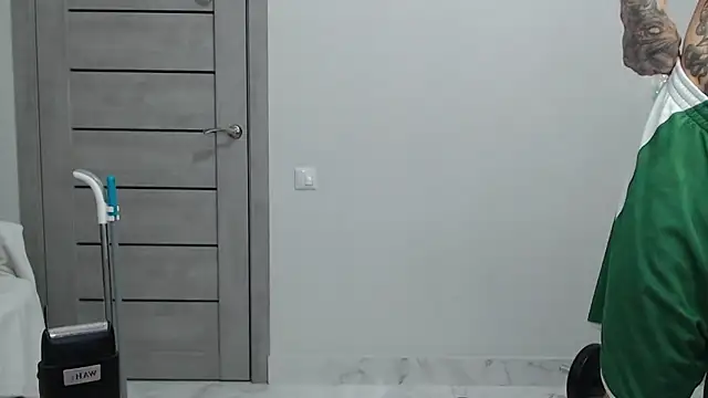 maxi_foxxxのウェブカメラショー