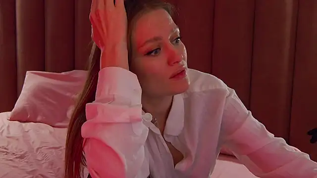 EvelynPoole: онлайн-секс-чат