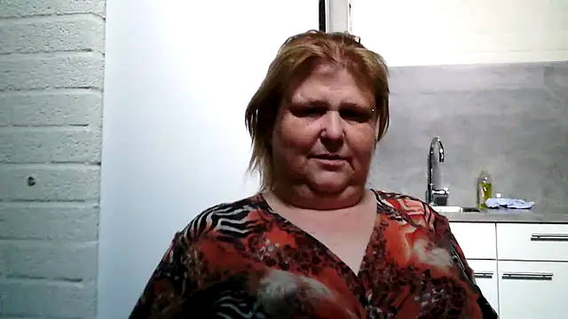 Sylviastar46 – Live XXX-chat