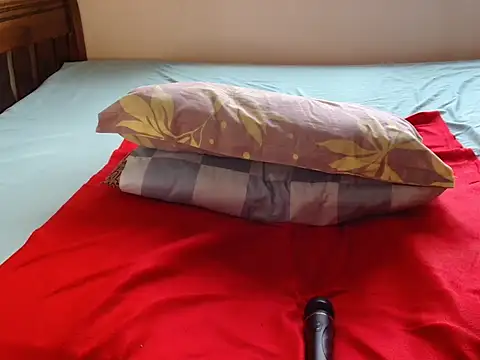 Naughtyfreak__ 现场XXX聊天