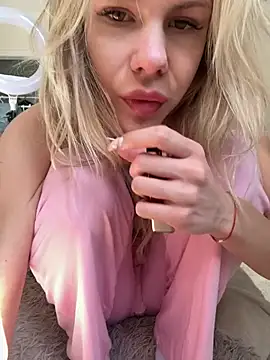 ScoobeDeDoo Adlı Modelin Canlı XXX Sohbeti