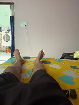 Horny__daddy0 网络视讯表演