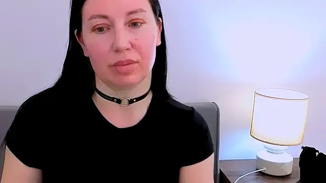 MiaFair: онлайн-секс-чат