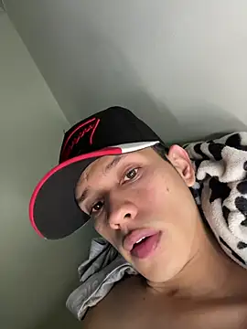 HarryGaze élő XXX-chatje