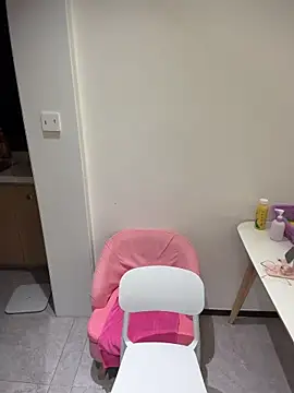 XXX chat uživo modela Selenaaaaa-