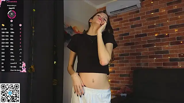 VelvetRisque: онлайн-секс-чат