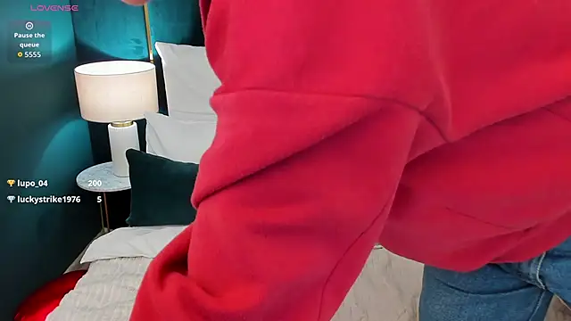 MonaRicci Chat XXX in diretta