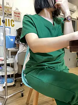 Chatroom XXX en direct de Clinic_Sexy