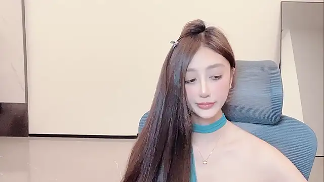 Melody-11 即時 XXX 聊天