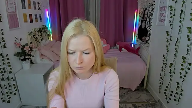 Chat +18 de Laly_Peach ao vivo