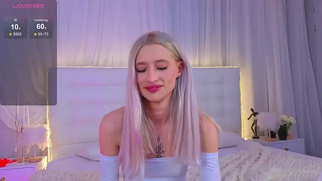 Monica_Leen Chat XXX in diretta